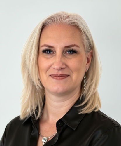 Karin Henle Portrait